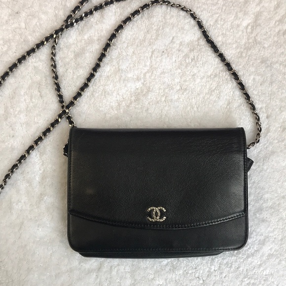 CHANEL Handbags - Chanel Wallet Chain Bag
